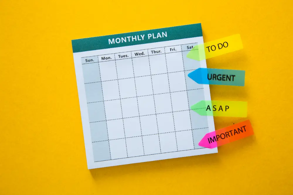Colourful monthly planner with urgency stickers